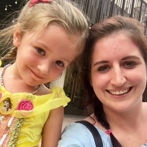 Meet your Posher, Ana